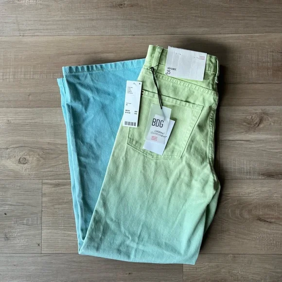 New Urban Outfitters Ombré Jeans - Picture 3 of 8